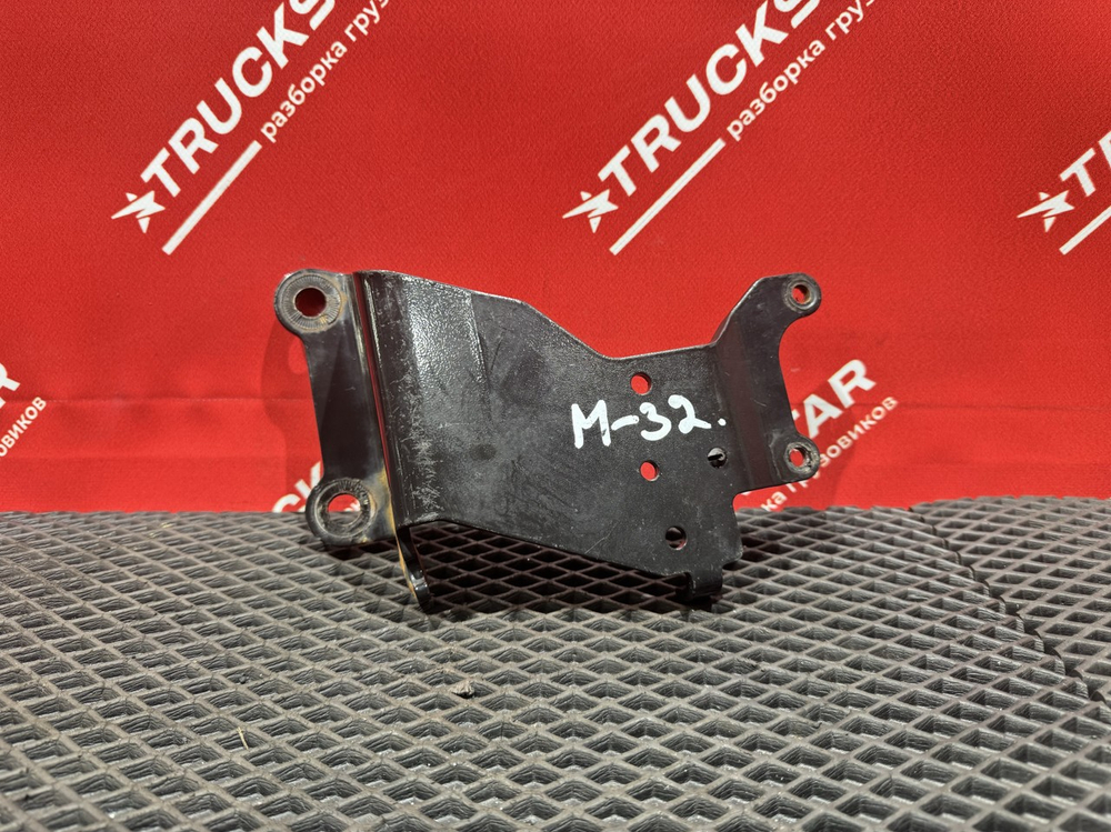 Кронштейн крана ABS