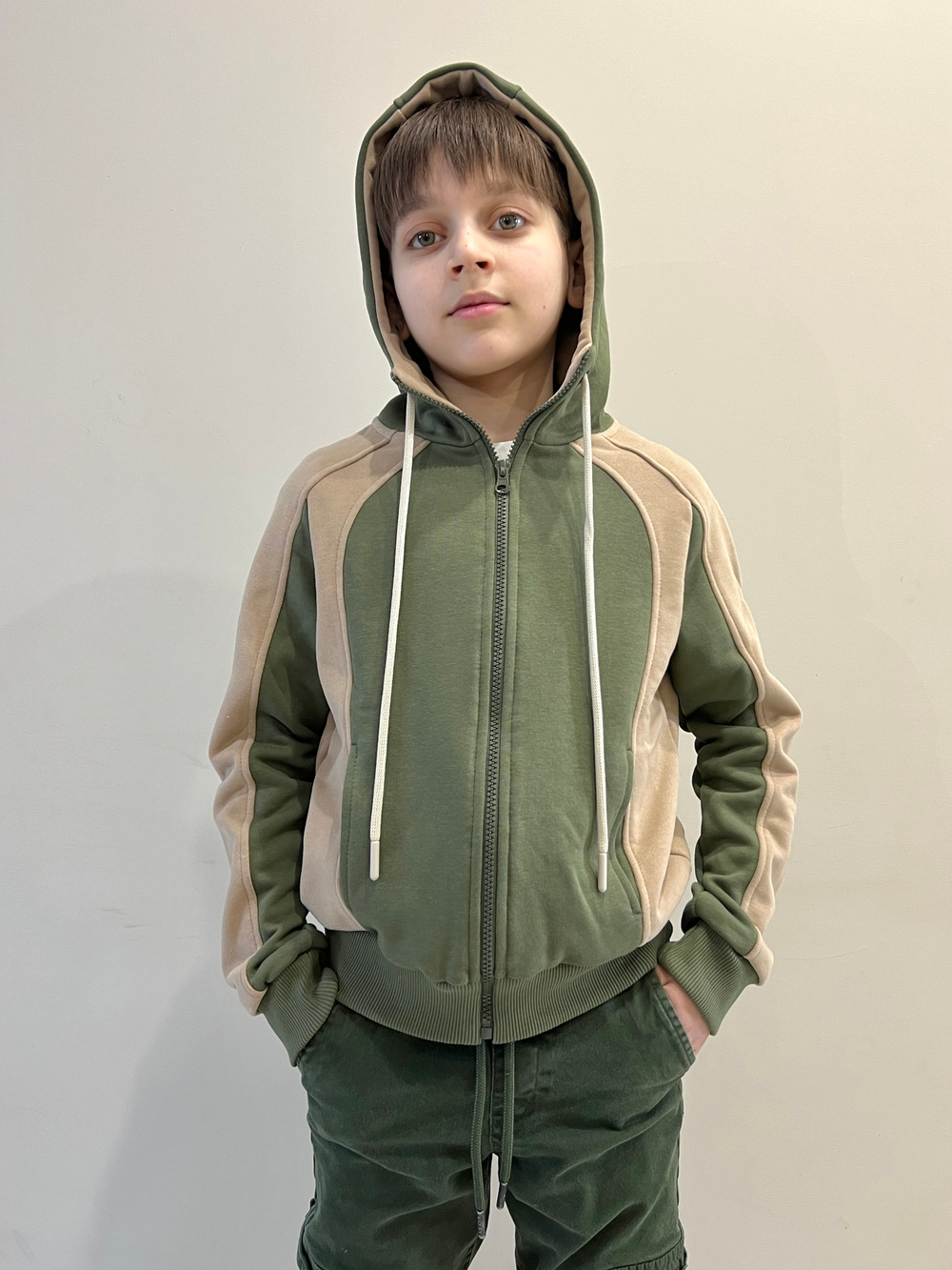Толстовка фирменная KIDS