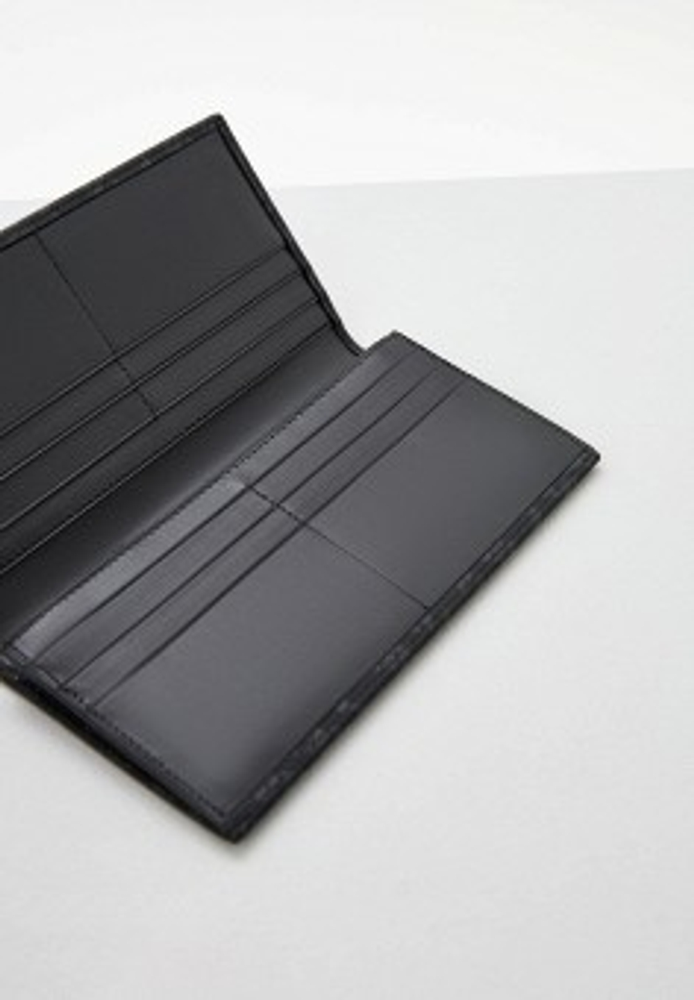 Кошелек LAGERFELD 805414 черный профиль карл