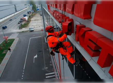 Техническое обслуживание вывесок