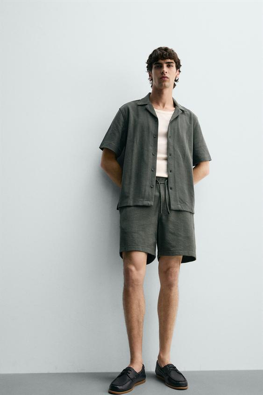 ZARA ШОРТЫ RELAXED FIT ИЗ РЕЛЬЕФНОЙ ТКАНИ, ХАКИ