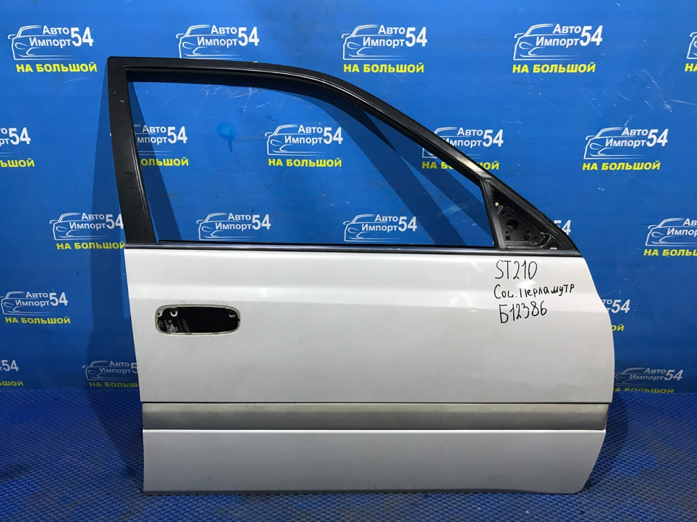 Дверь передняя правая TOYOTA CORONA PREMIO 1996-2001