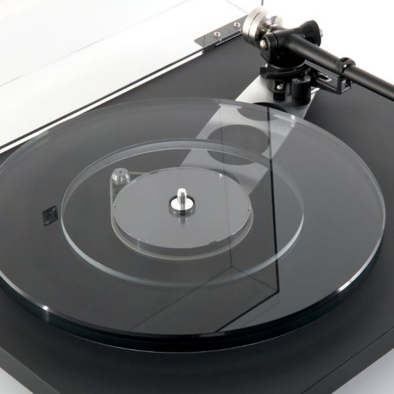 Rega Planar 6 ND7 RB330 Matte Black