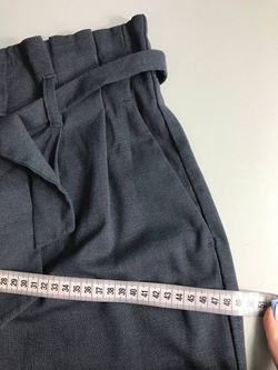 Брюки H&M с завышенной талией, маркировка 36, визуально на 42 размер