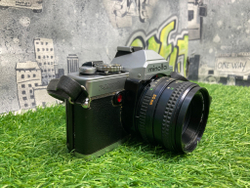 Minolta XG7 + Rokkor-X 50mm 1.7