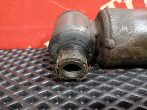 Амортизатор передний