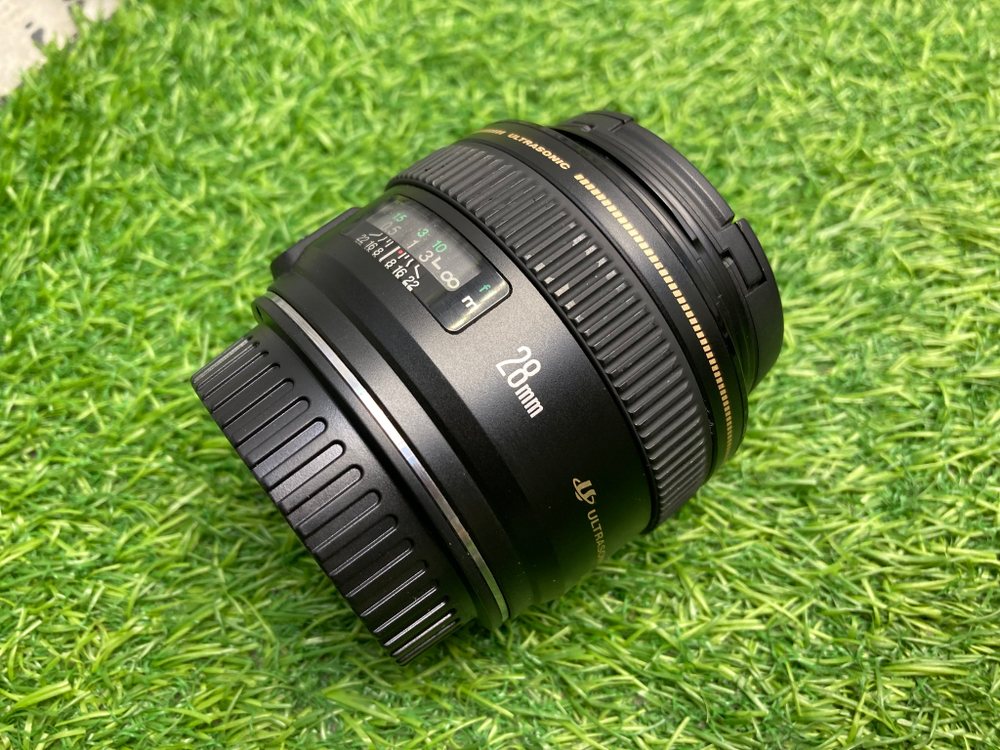 Canon EF 28mm 1.8 USM