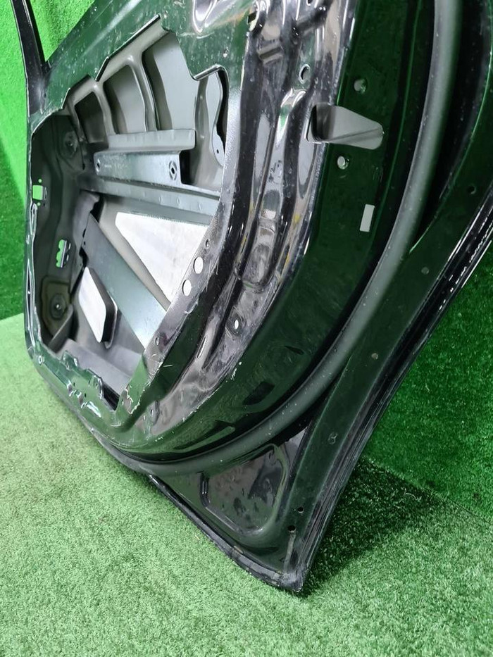 Дверь задняя правая Mercedes S Z223 20-нв Maybach