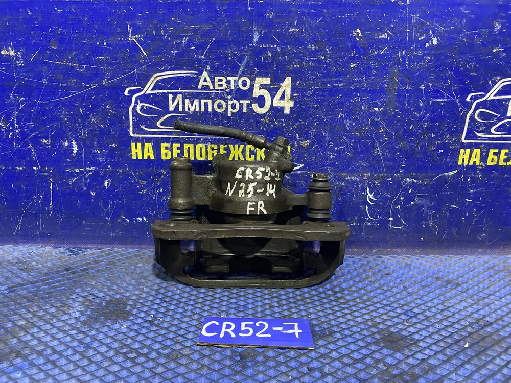 Суппорт тормозной передний правый TOYOTA LITEACE 2001