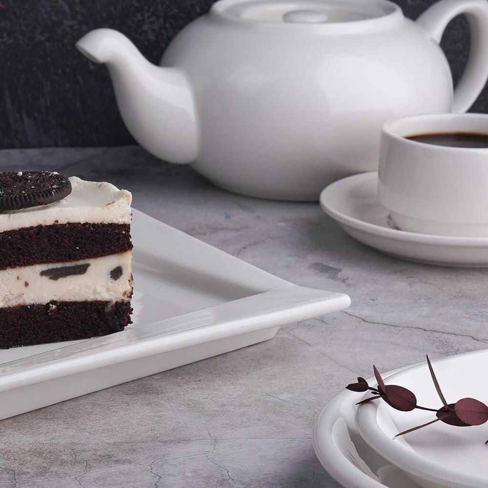 Блюдо прямоугольное 24,5*14,3 см h2,5 см со смещенным дном Asymmetry белое фарфор P.L. [4]