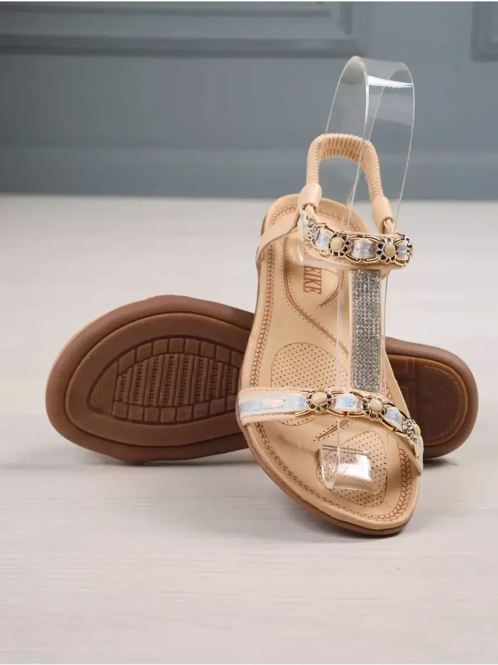 Сандалии летние