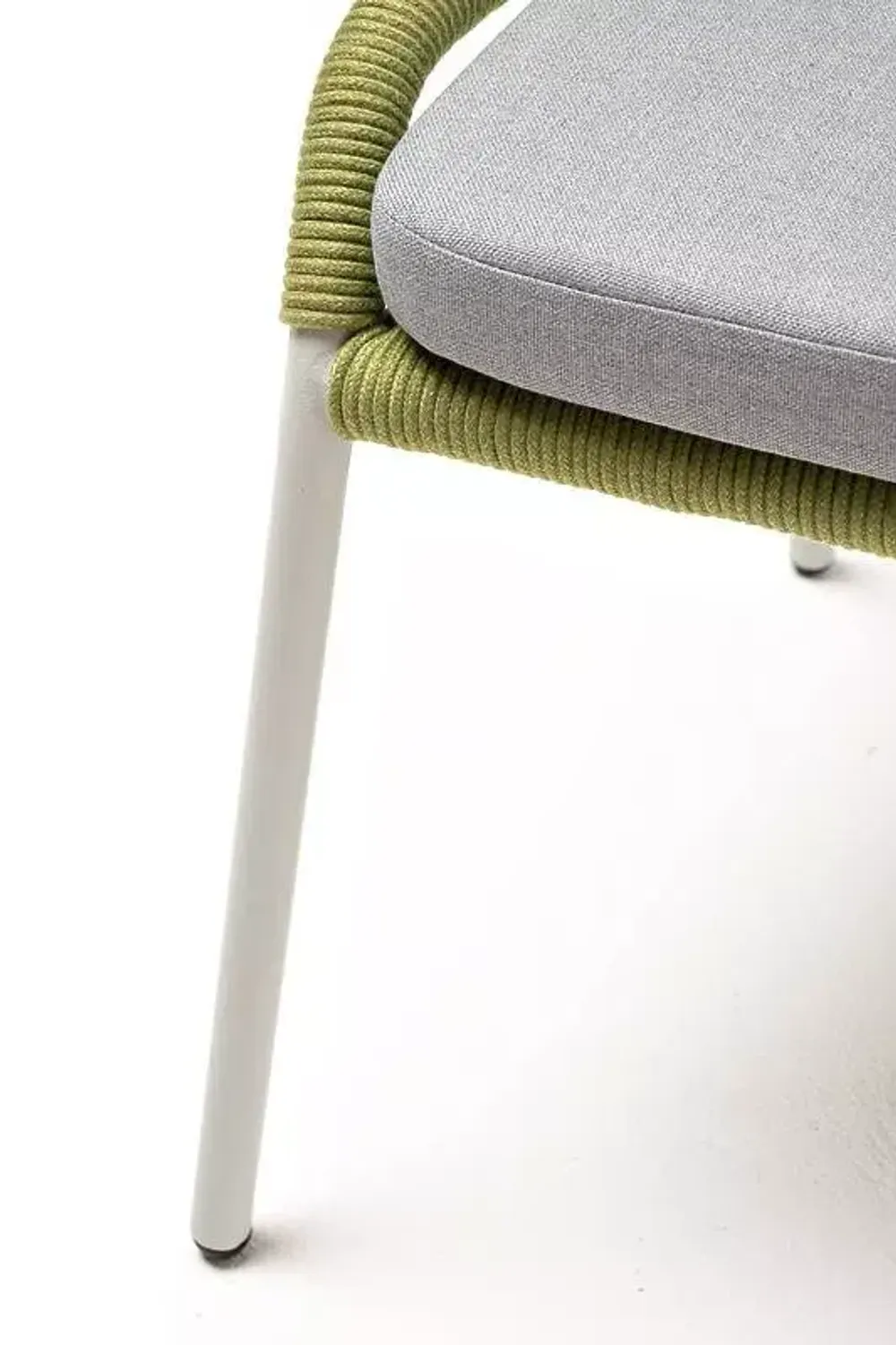 "Милан" стул плетеный из роупа, каркас алюминий светло-серый (RAL7035) муар, роуп салатовый меланж круглый, ткань светло-серая