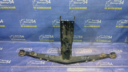 Крепление редуктора SUBARU FORESTER 2000