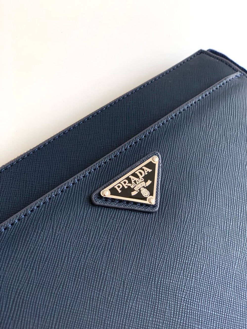 Клатч Prada