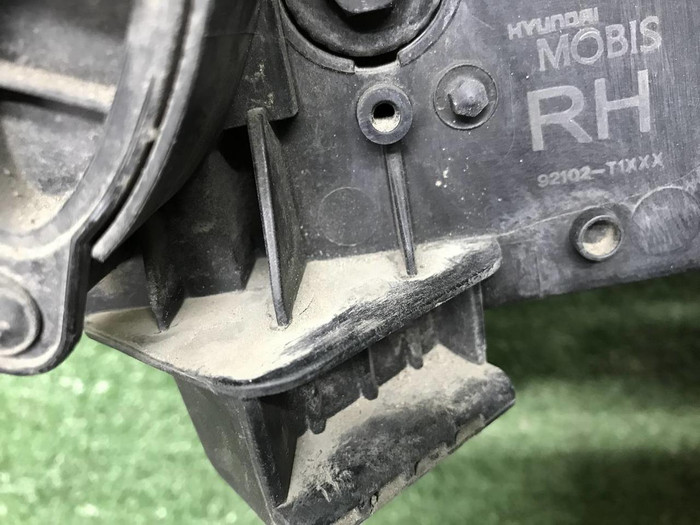 Фара правая Genesis G80 2 (2020-2024) LED