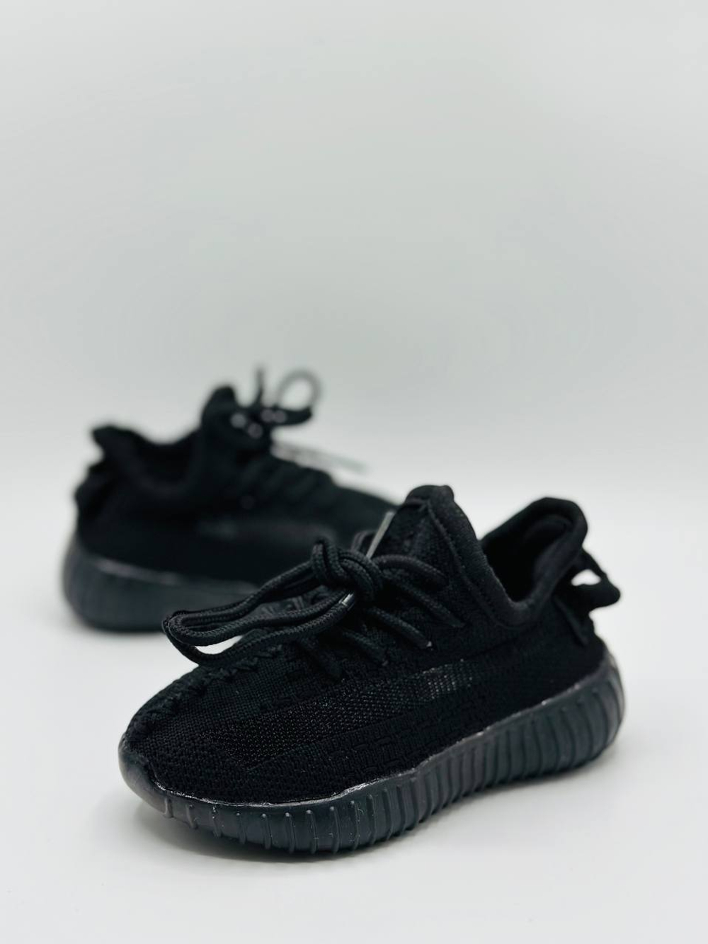 Детские кроссовки Yeezy Pro