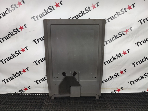 Центральная консоль кабины 2020г.