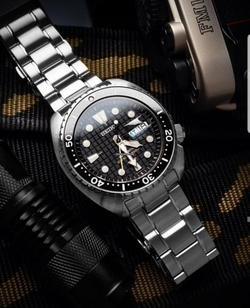 Мужские японские часы Seiko SRPE03K1