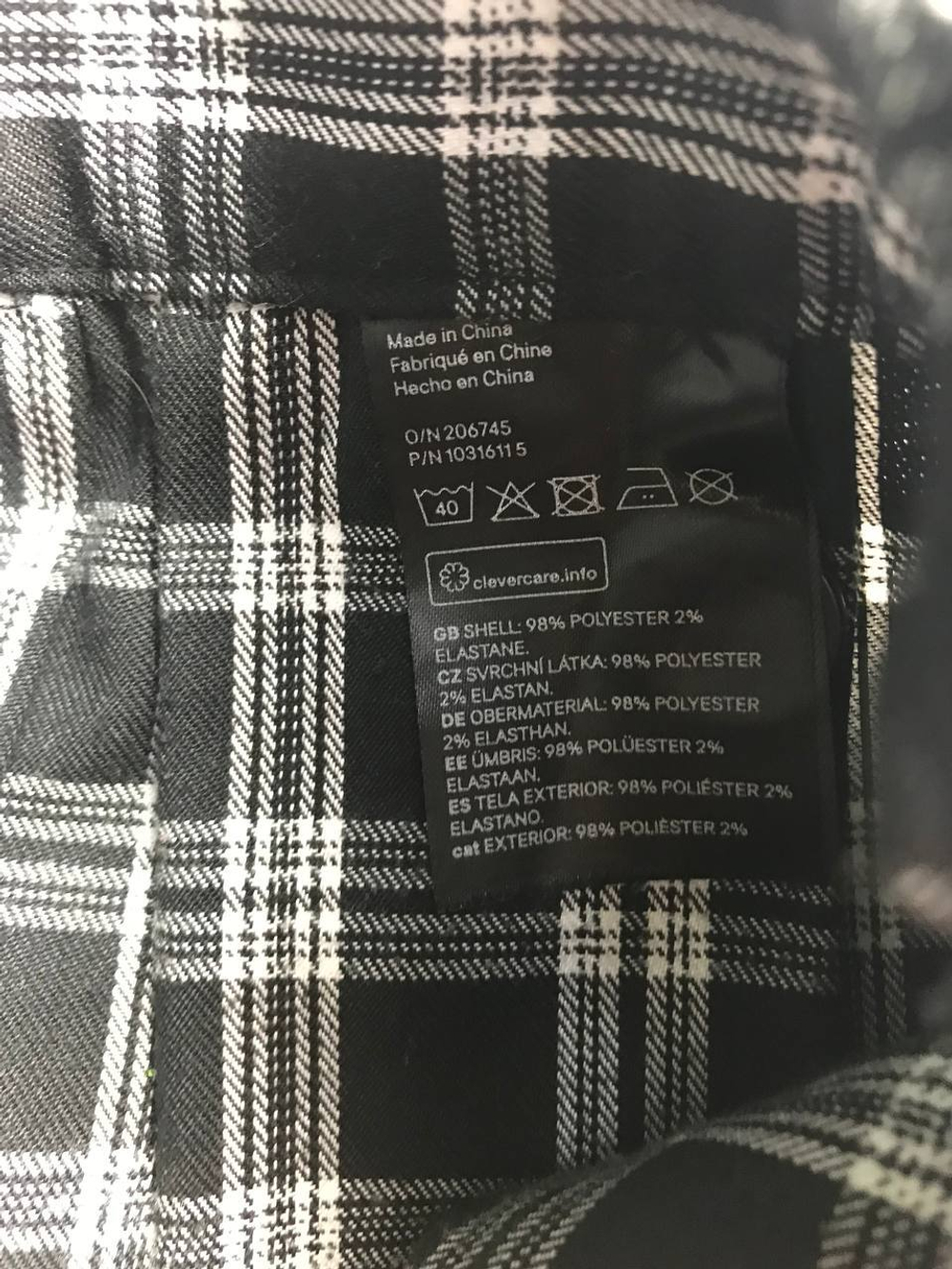 Юбка H&M в модную клетку, маркировка 32, на 38 размер