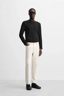 ZARA БАЗОВАЯ ФУТБОЛКА SLIM FIT, ЧЕРНЫЙ