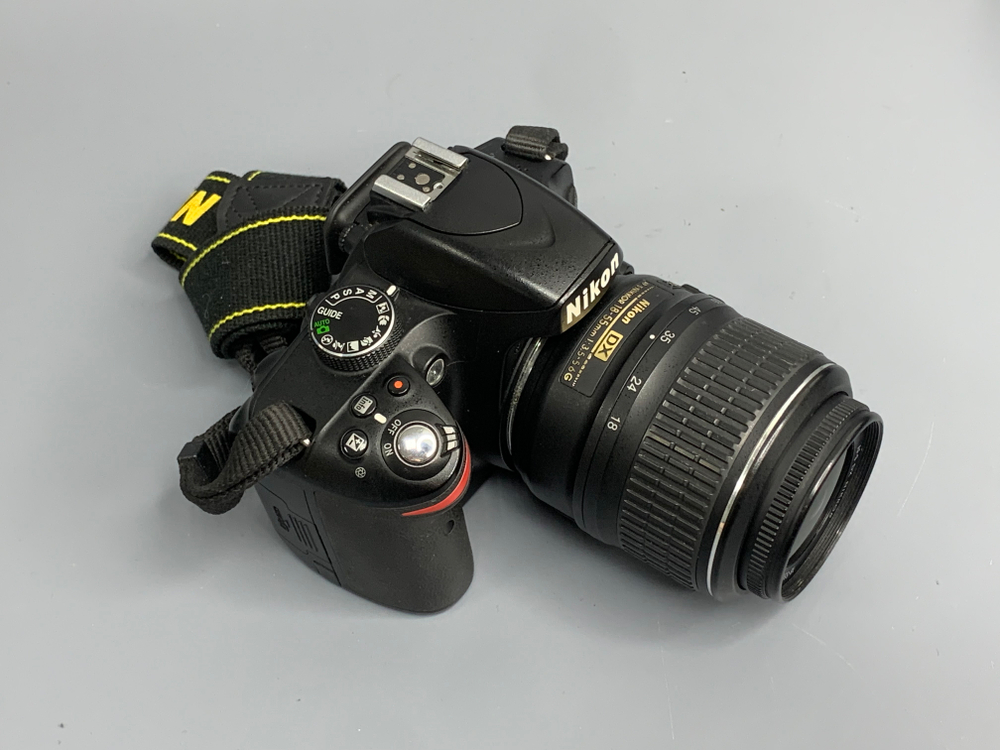 Nikon D3200 kit 18-55mm 15300 кадров