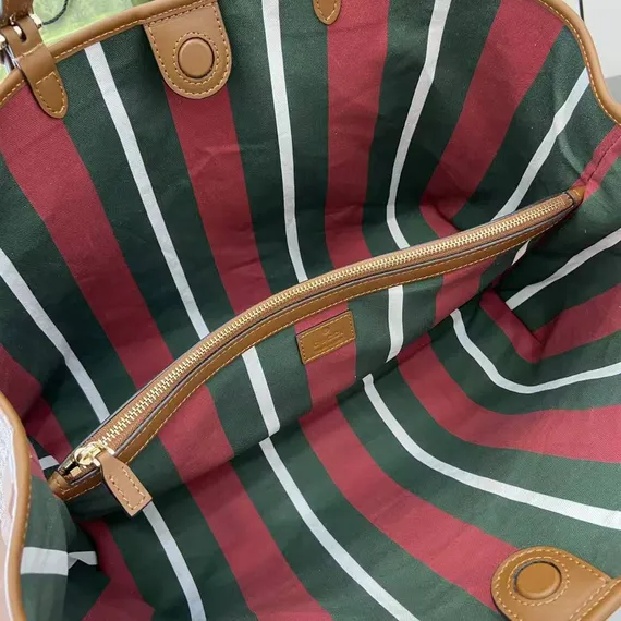 Сумка-тоут Gucci GG Emblem