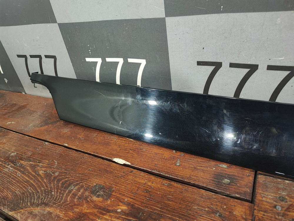 Накладка сдвижной двери левой Kia Carnival 4 (KA4) 20-нв Б/У Оригинал 83908R0100