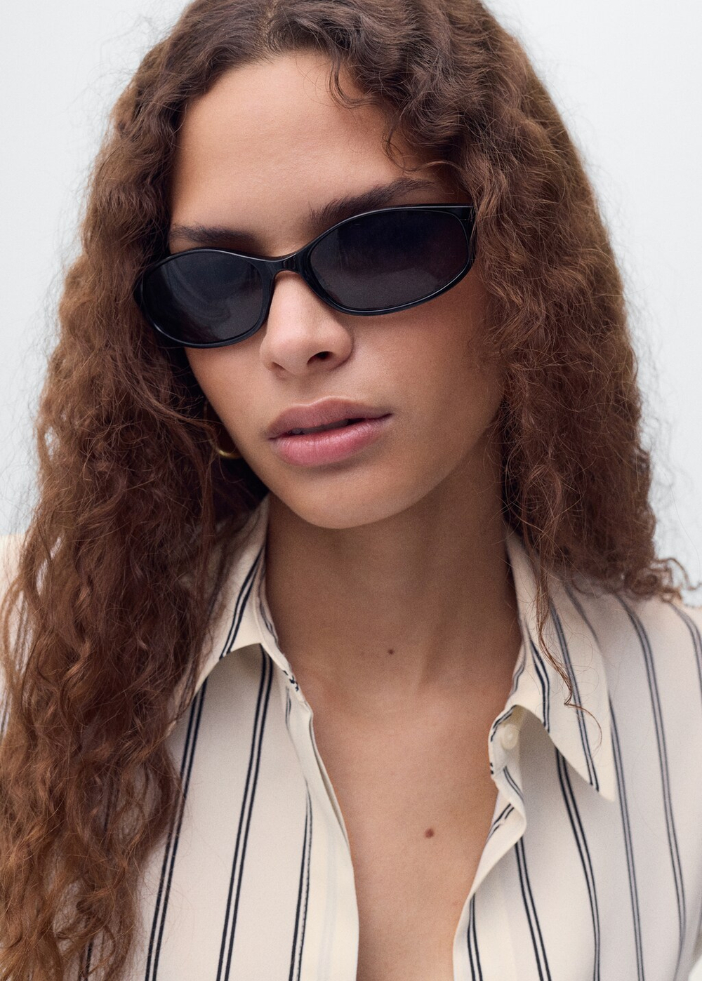 Блузка из струящейся ткани с длинными рукавами