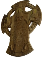 Освященный Крест-оберег при входе в дом из дуба.