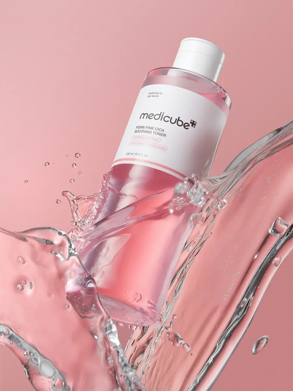 Medicube Успокаивающий тонер с ПДРН и комплексом пептидов PDRN Pink CICA Soothing Toner 250 мл