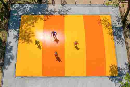 Надувная подушка для установки в грунт «Солнечный прыжок», 8×6×2 м