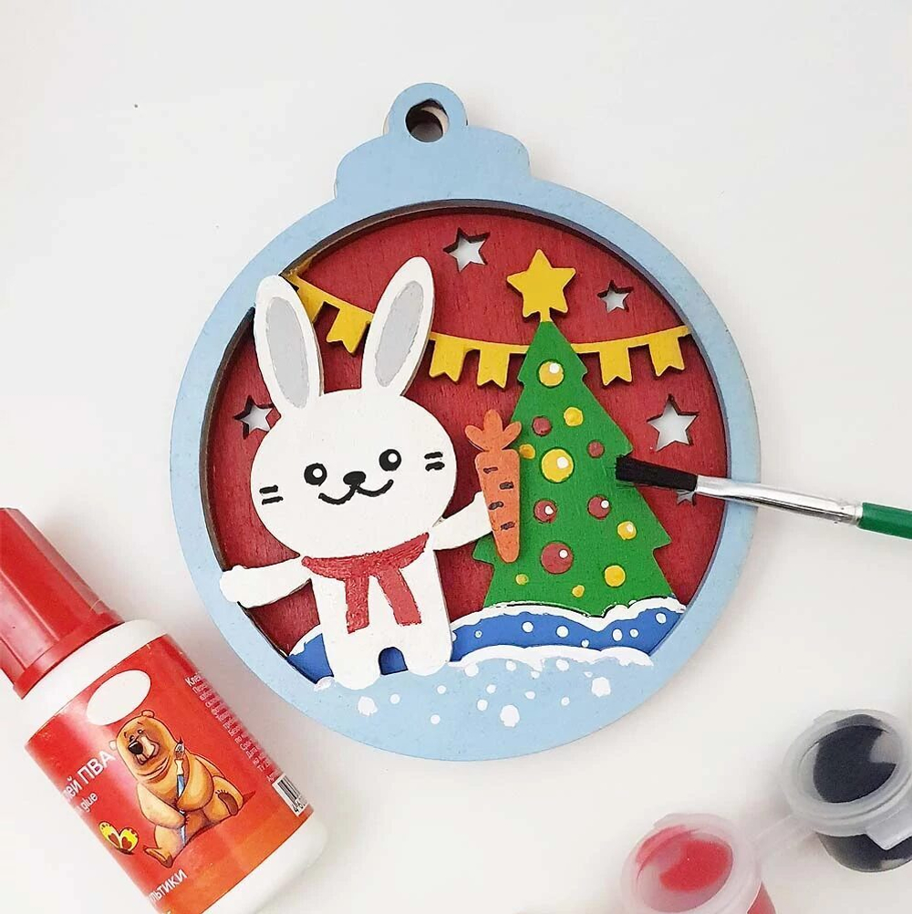 Новогодняя игрушка раскраска в коробке. диаметр 8см