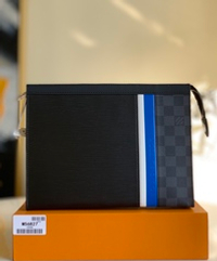 Louis Vuitton Pochette Voyage MM
