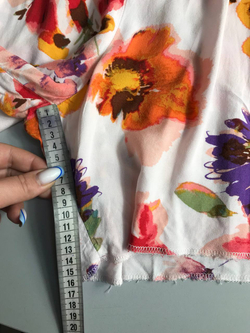 Шорты H&M тонкие и классной расцветки, маркировка 36, визуально на 42 размер