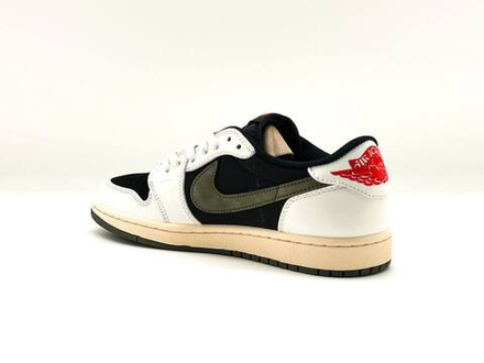 Кроссовки Nike Travis Scott