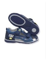 Сандалии для мальчика закрытые