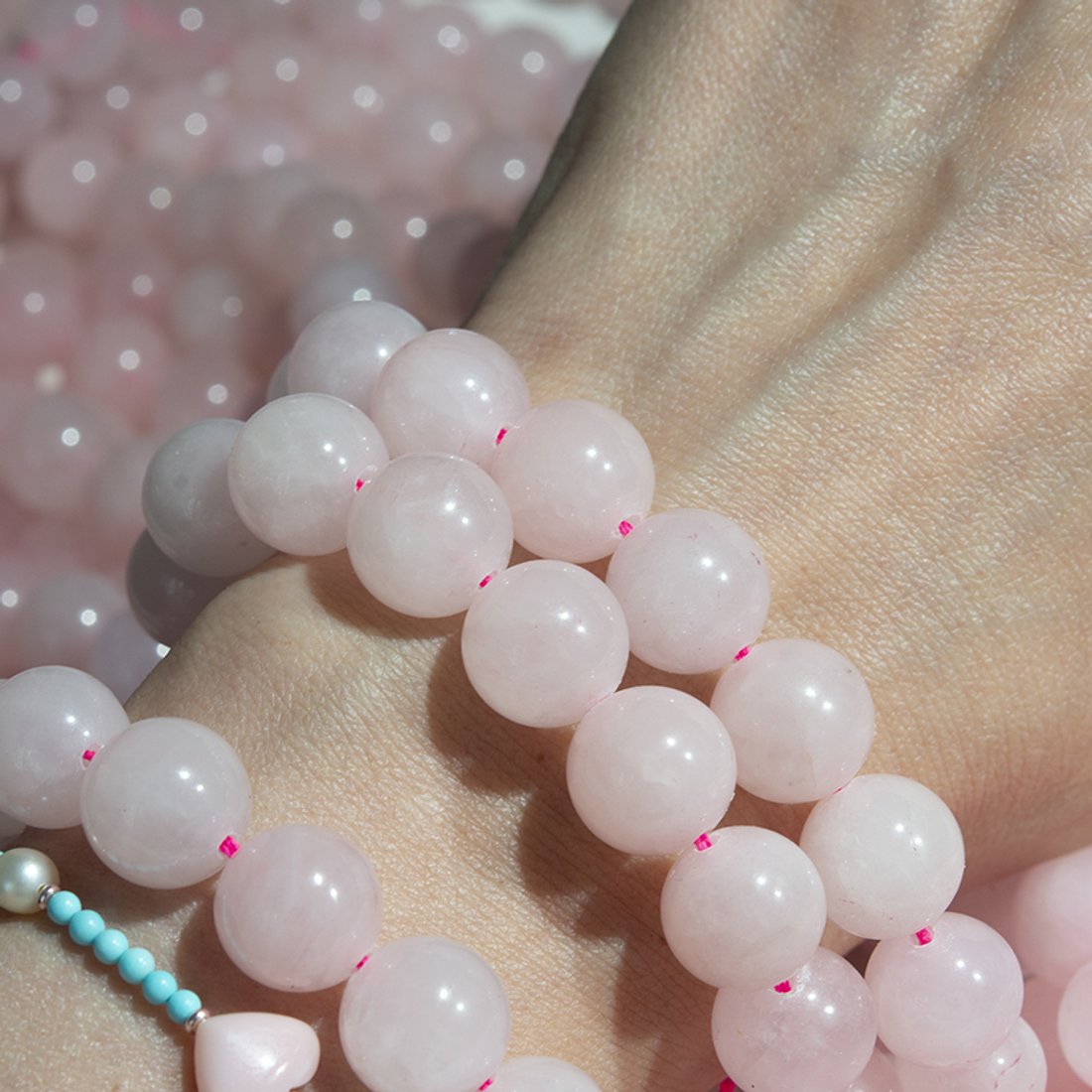 Розовый кварц натуральный, бусины в форме шара, 12мм