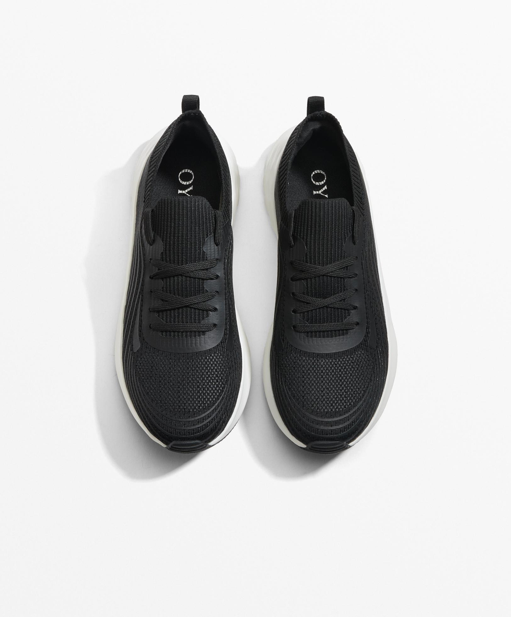 Oysho Универсальные кроссовки для повседневной носки и прогулок, черный