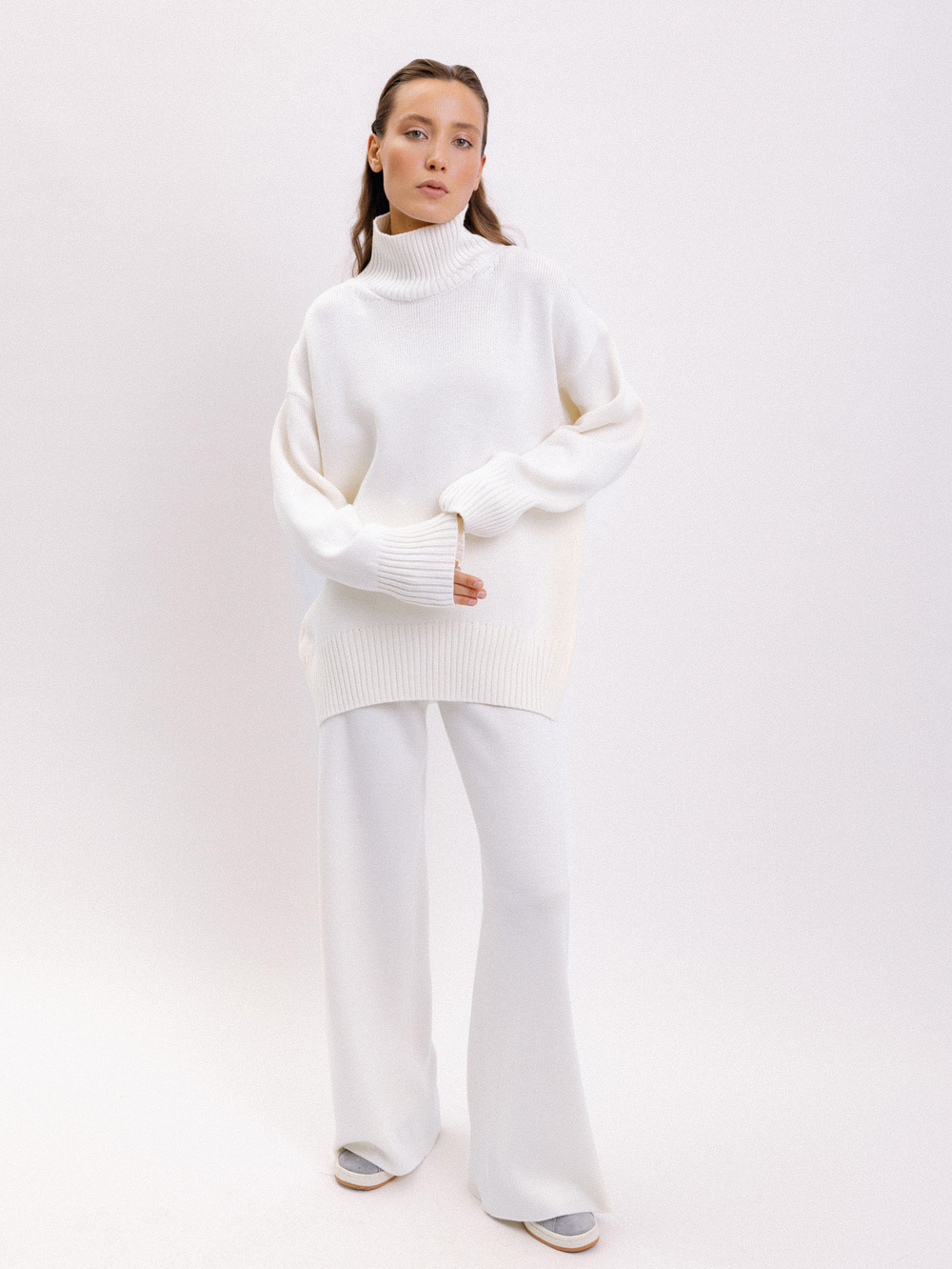 Свитер базовый