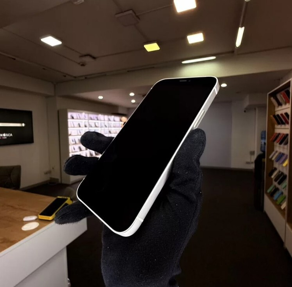 iPhone 12, 128 ГБ б/у