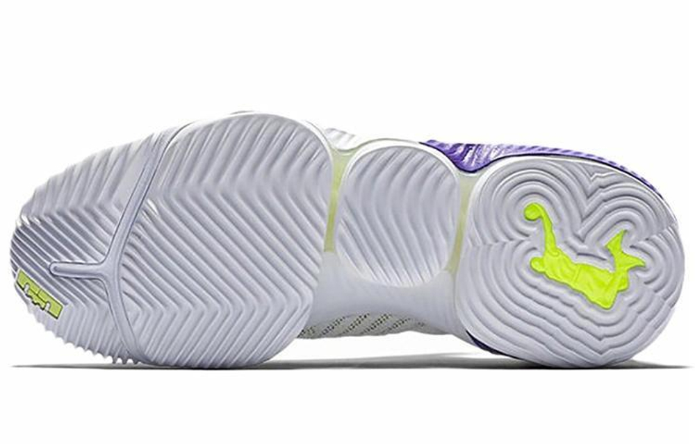 Кроссовки Nike Lebron 16 Ep "Buzz Lightyear" 16