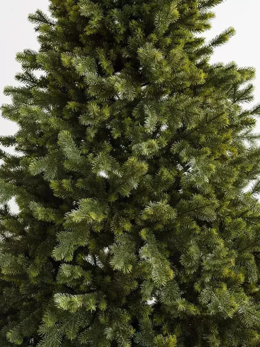 Искусственная ель «Леано» (Литая хвоя) 210 см / 2.1 м