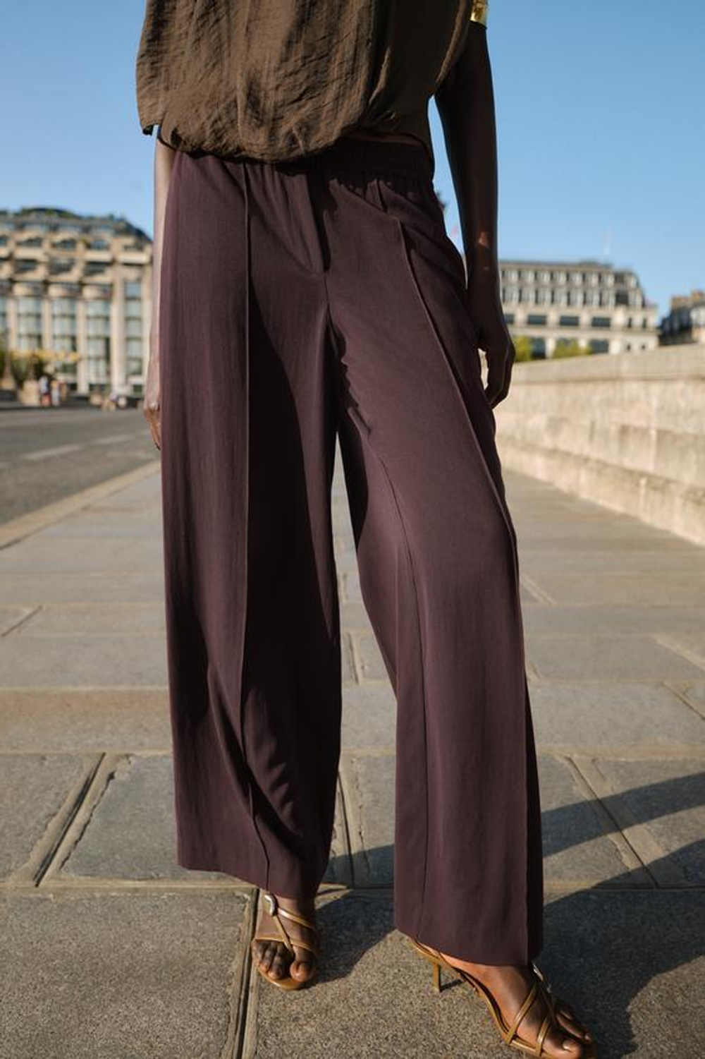 ZARA ШИРОКИЕ БРЮКИ С ДЕКОРАТИВНОЙ СТРОЧКОЙ, ГРАНАТОВЫЙ