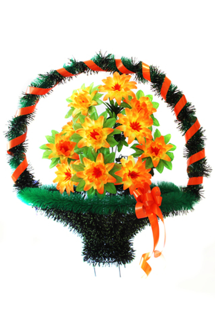 Вазон с георгинами