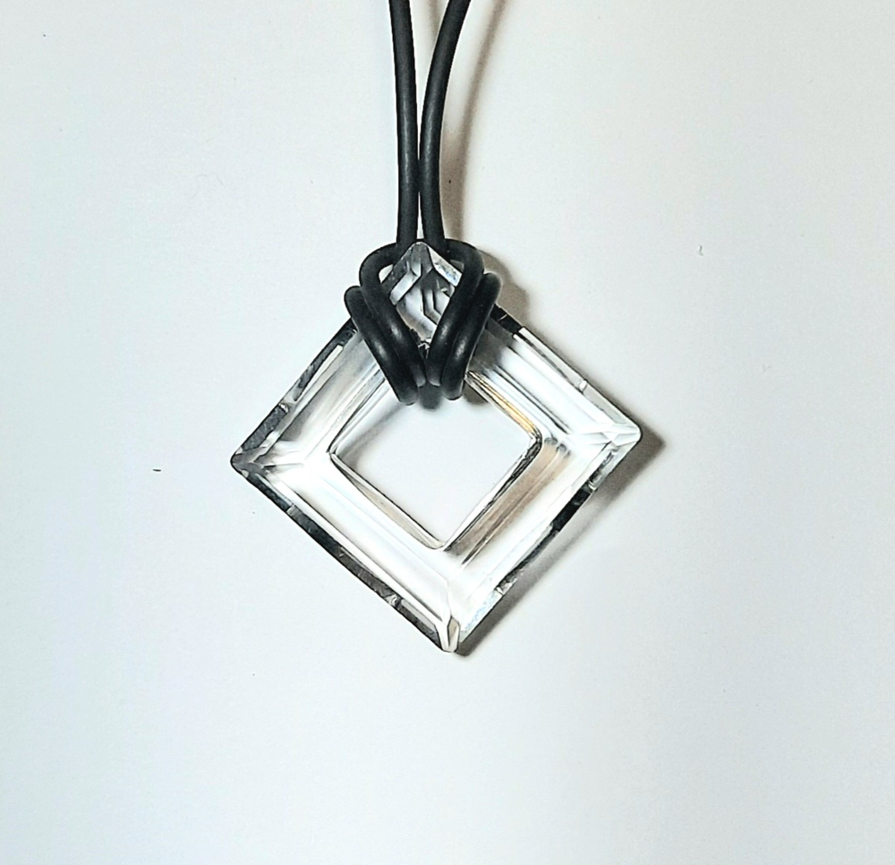 "Увита" подвеска из коллекции "Карамболь" от Jenavi