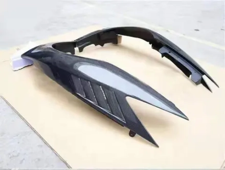 Карбоновые передние крылья для LAMBORGHINI AVENTADOR LP700 Ламборгини