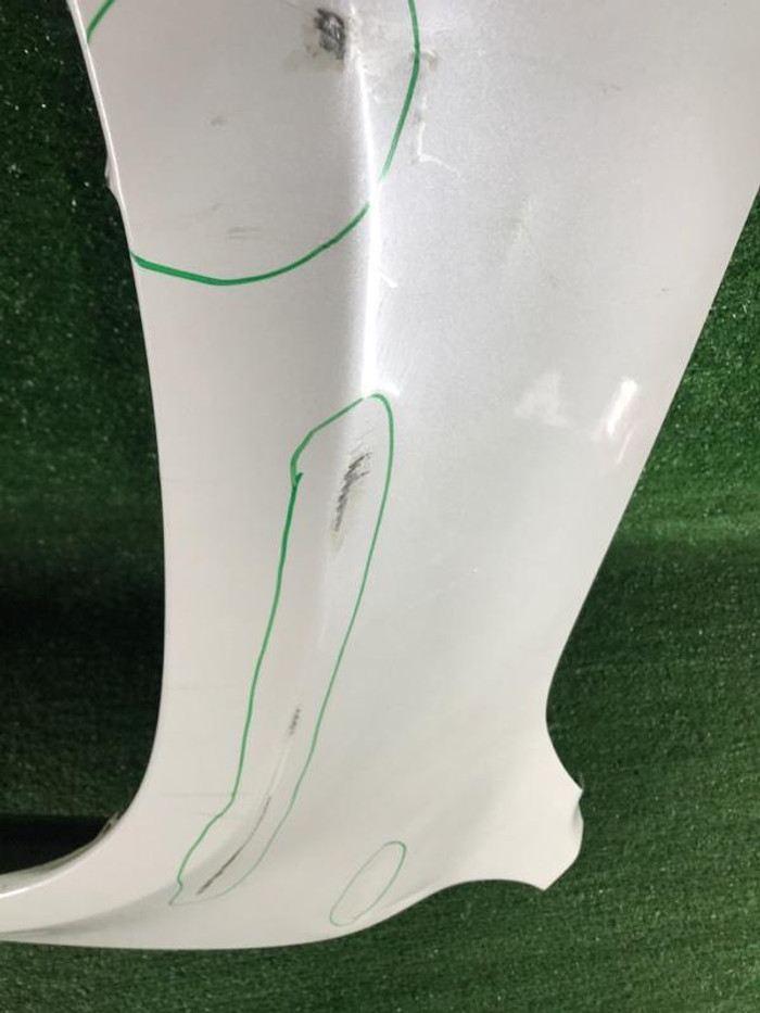 Крыло переднее левое Mercedes X W470 (2017-2020)