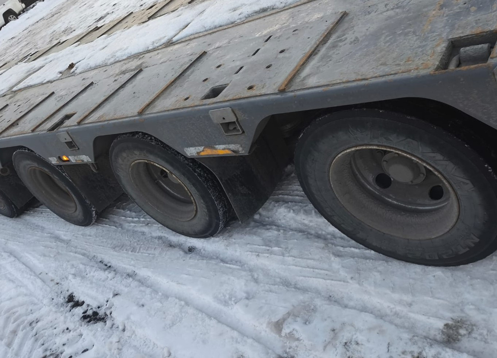 САВ (СпецАвто-Восток) 9318* Полуприцеп тяжеловоз 4 оси 93184E5 (Не раздвижной)