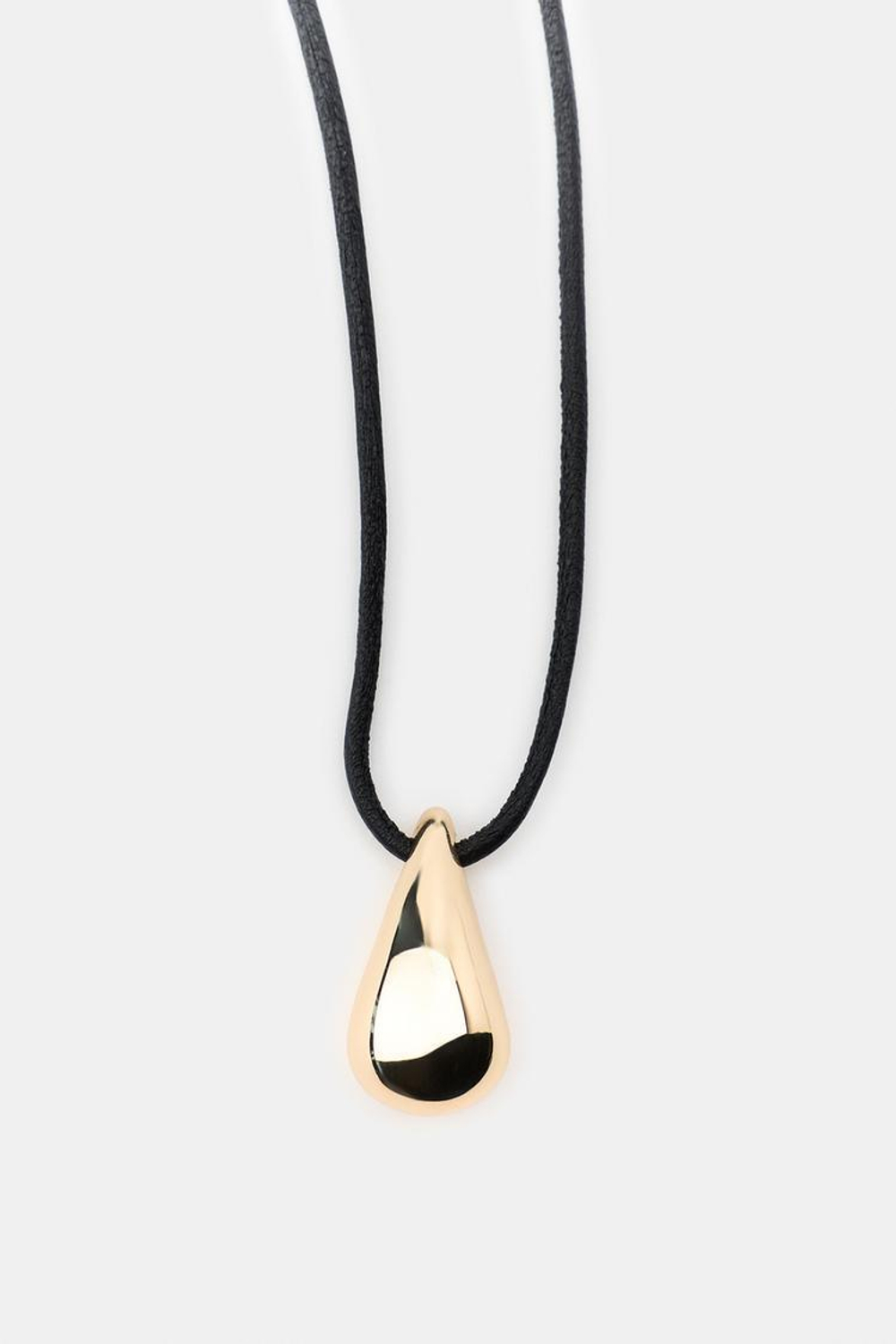 ZARA ОЖЕРЕЛЬЕ ИЗ КОЖАНОГО ШНУРА С ПОДВЕСКОЙ-КАПЛЕЙ, ЧЕРНЫЙ