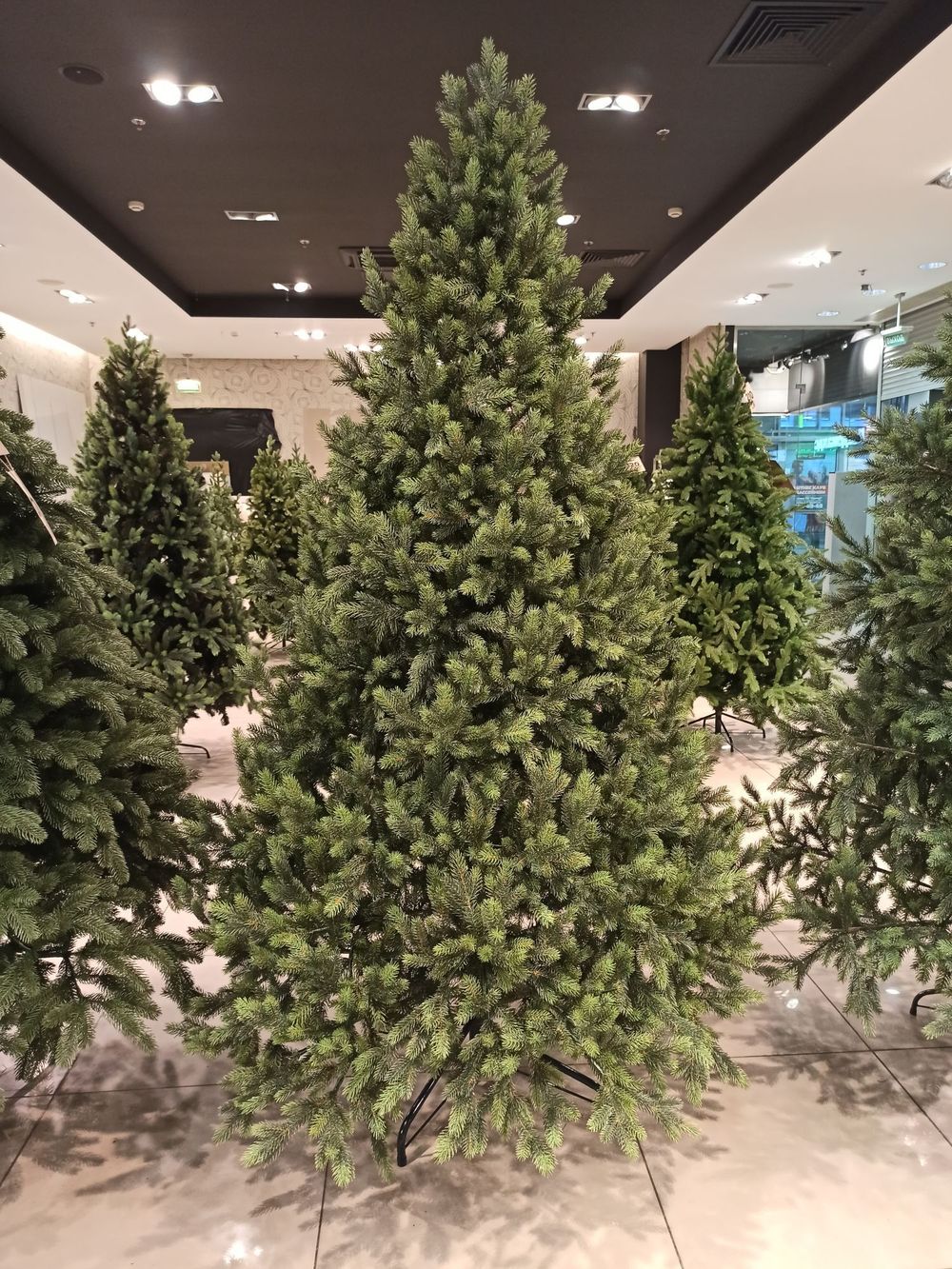 Ель искусственная «Брено» (Литая) 180 см / 1.8 м